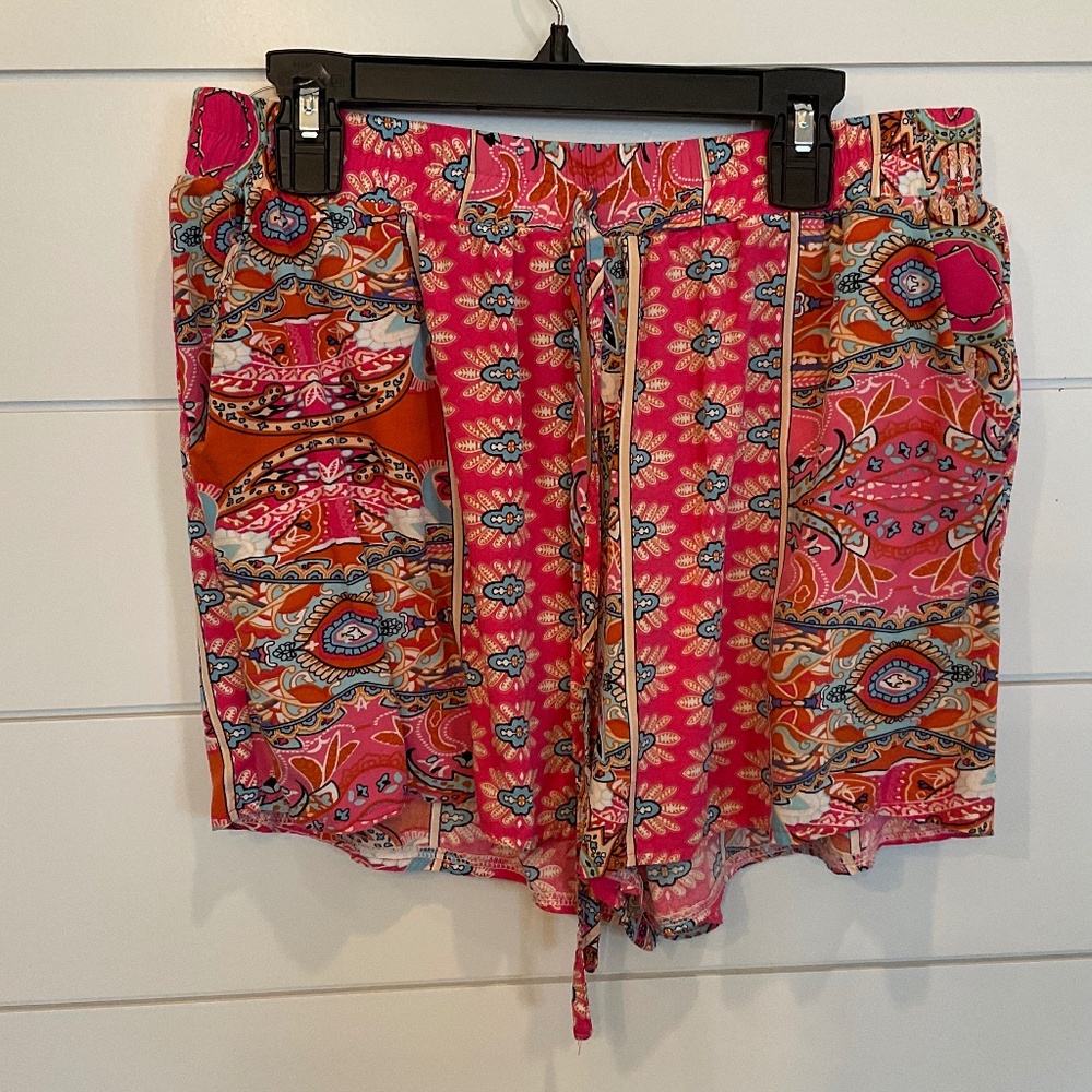 #0280 SHEIN WOMEN’S POCKET SHORTS SIZE: LARGE